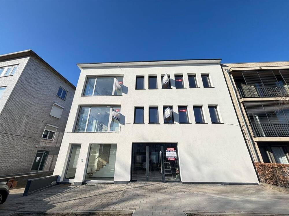 Handelszaak te koop in Merksem 2170 395000.00€ slaapkamers 240.00m² - Zoekertje 394499