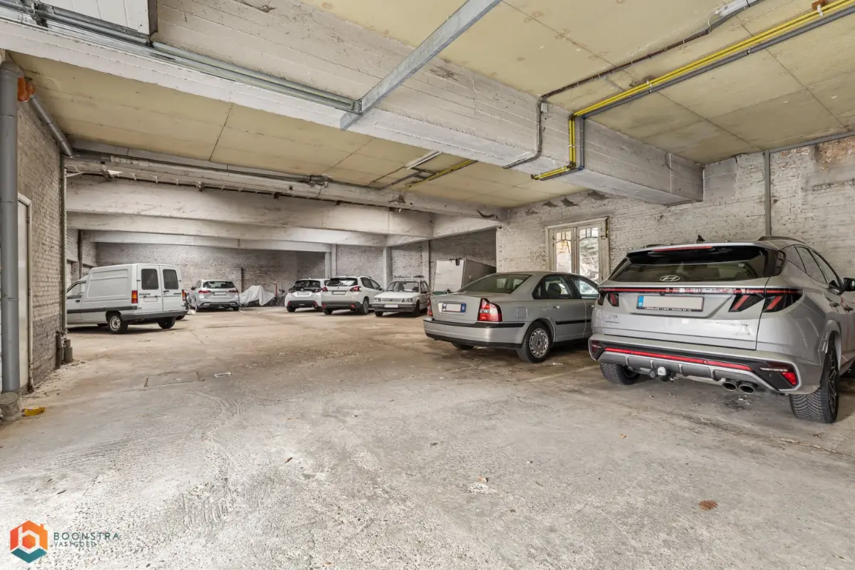 Parking & garage te  koop in Lier 2500 25000.00€  slaapkamers m² - Zoekertje 395406