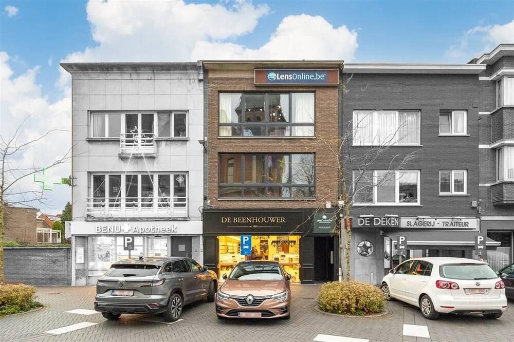 Handelszaak te koop in Brasschaat 2930 1075000.00€ 4 slaapkamers 300.00m² - Zoekertje 396125