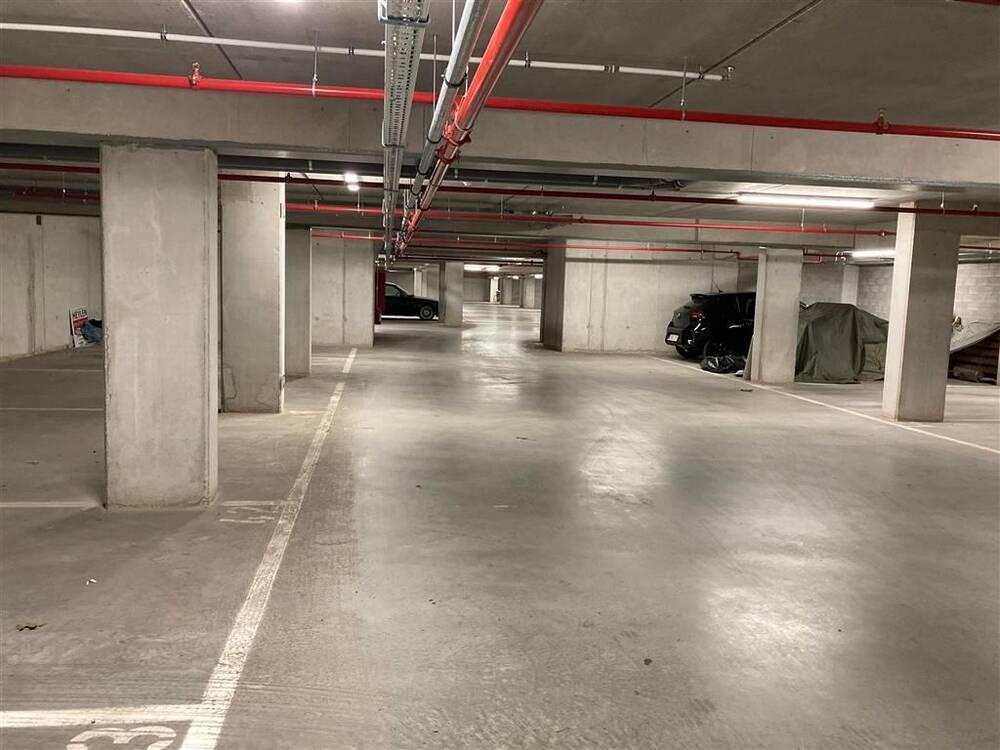 Parking & garage te koop in Lier 2500 17500.00€ slaapkamers m² - Zoekertje 396752