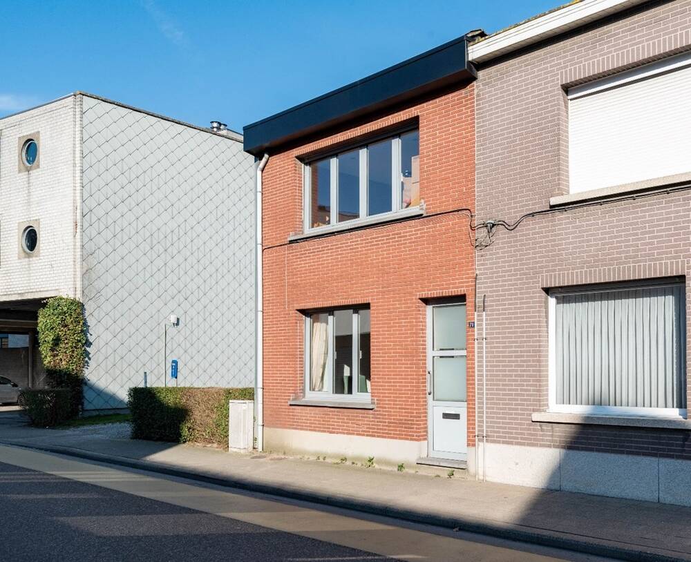 Huis te  huur in Wommelgem 2160 1300.00€  slaapkamers 117.00m² - Zoekertje 398696