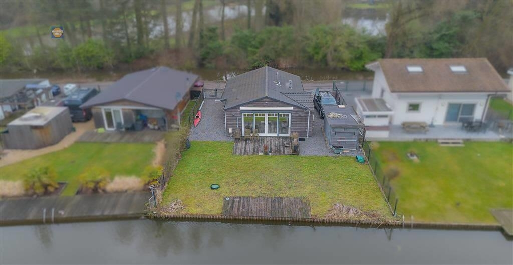 Huis te  koop in Liezele 2870 299000.00€ 2 slaapkamers 81.00m² - Zoekertje 399725