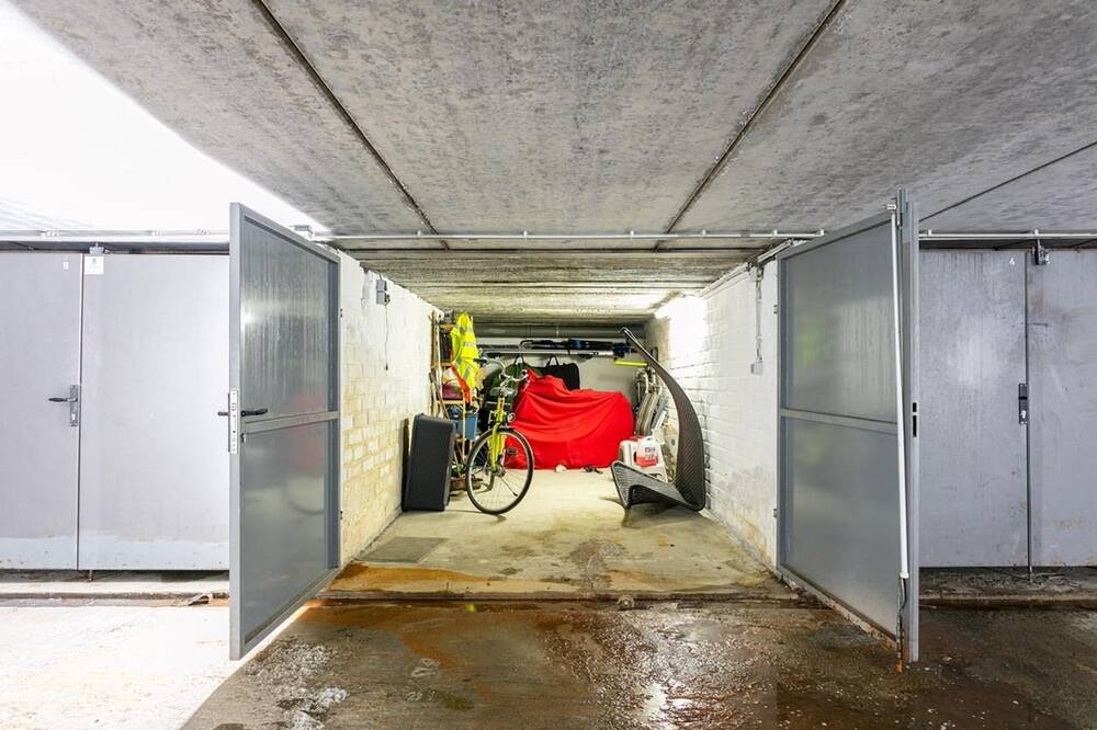 Parking & garage te koop in Deurne 2100 22000.00€ slaapkamers m² - Zoekertje 404730