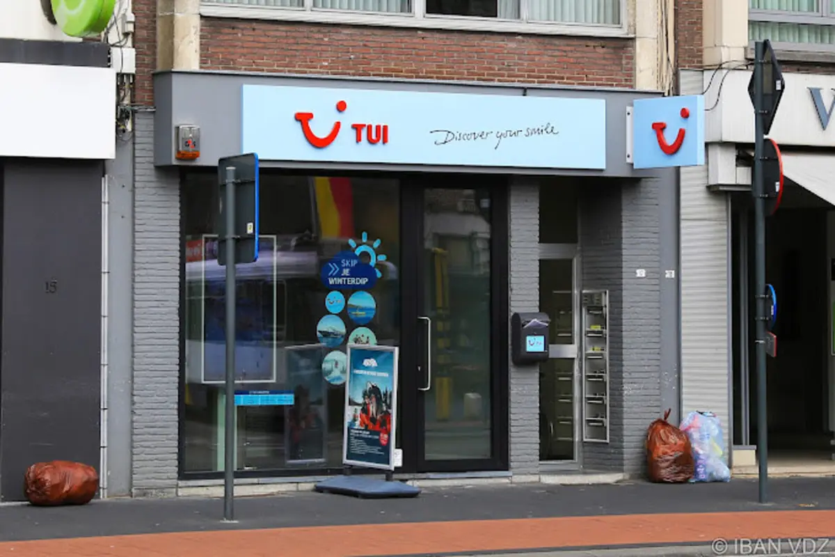 Handelszaak te  koop in Mortsel 2640 365000.00€  slaapkamers 160.00m² - Zoekertje 406970