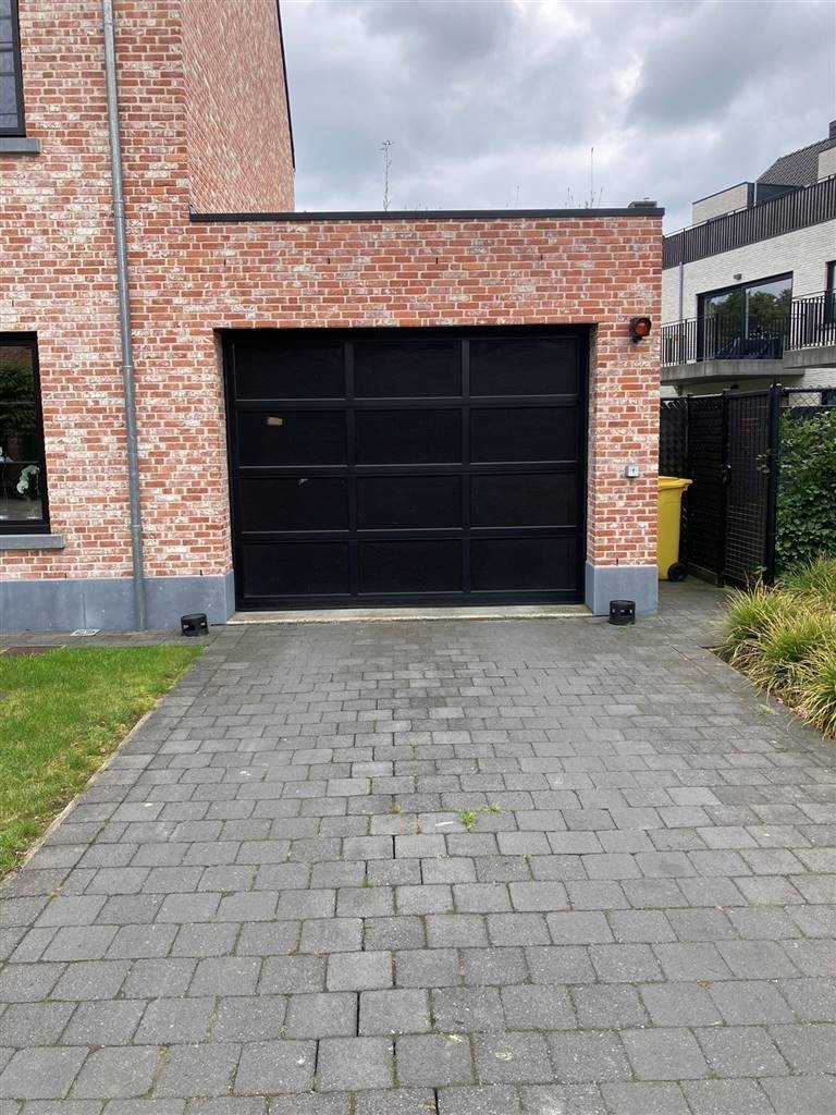 Parking & garage te  huur in Lille 2275 0.00€  slaapkamers m² - Zoekertje 406507