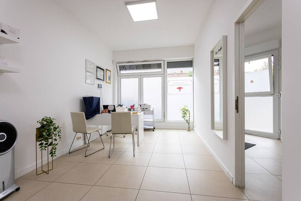 Handelszaak te  koop in Deurne 2100 195000.00€  slaapkamers 98.00m² - Zoekertje 408153
