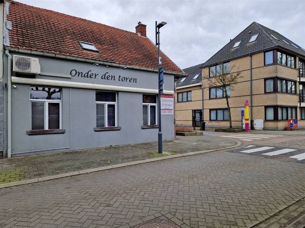 Handelszaak te  huur in Wuustwezel 2990 1600.00€ 2 slaapkamers 219.00m² - Zoekertje 409175