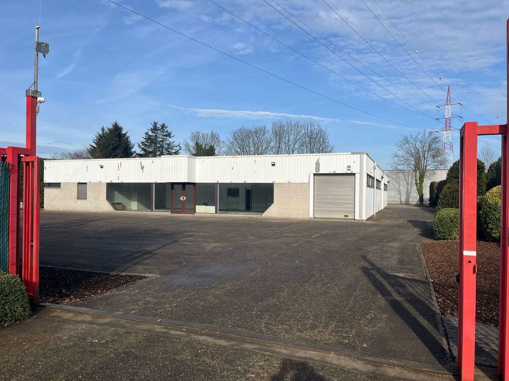 Handelszaak te  huur in Wommelgem 2160 4500.00€  slaapkamers 690.00m² - Zoekertje 409515