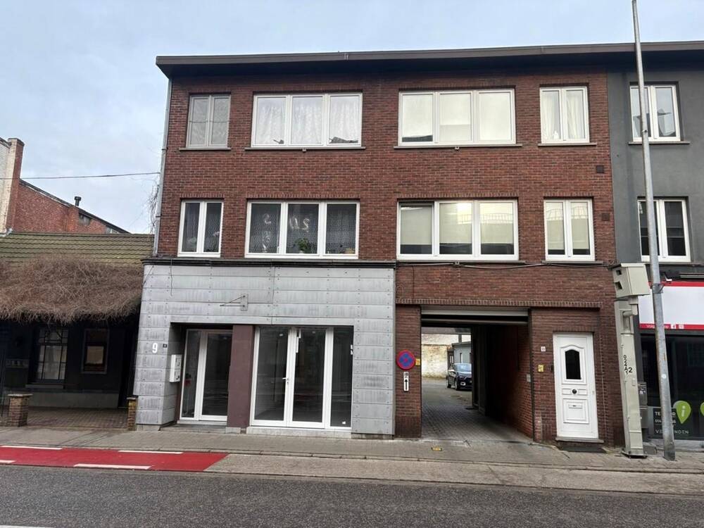 Handelszaak te huur in Mol 2400 1200.00€ slaapkamers m² - Zoekertje 408848