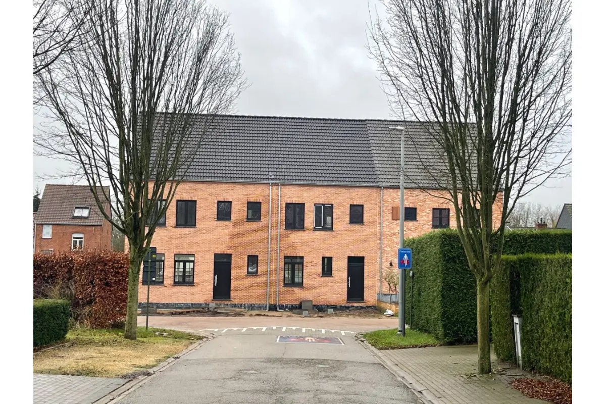 Huis te  koop in Grobbendonk 2280 399000.00€ 4 slaapkamers 168.00m² - Zoekertje 413022