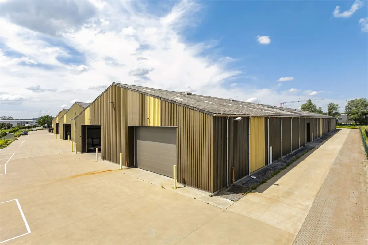 Handelszaak te  huur in Heist-op-den-Berg 2220 186.00€  slaapkamers m² - Zoekertje 413724