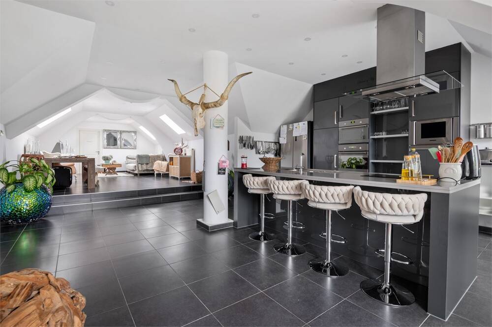 Penthouse te  koop in Oevel 2260 325000.00€ 3 slaapkamers 185.00m² - Zoekertje 413884