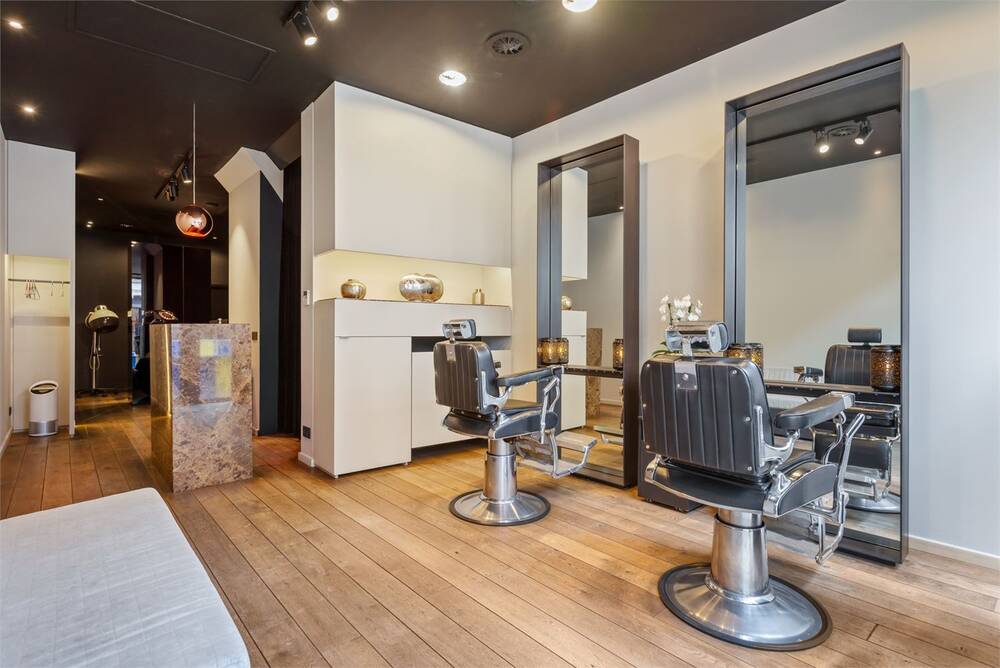Handelszaak te huur in Lier 2500 990.00€ slaapkamers 35.00m² - Zoekertje 413938