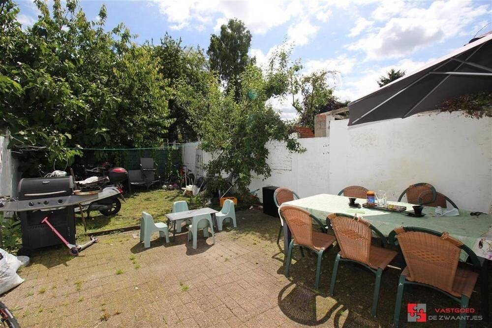 Huis te koop in Hoboken 2660 315000.00€ 4 slaapkamers 178.00m² - Zoekertje 471268