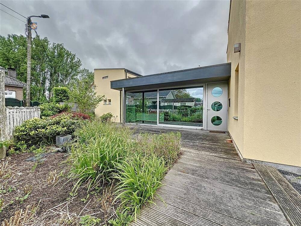 Huis te koop in Lippelo 2890 299000.00€ 2 slaapkamers 102.00m² - Zoekertje 422198