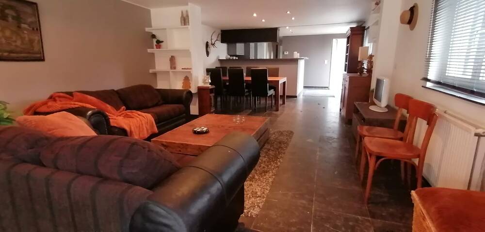 Huis te  huur in Tielen 2460 750.00€ 2 slaapkamers 105.00m² - Zoekertje 425986