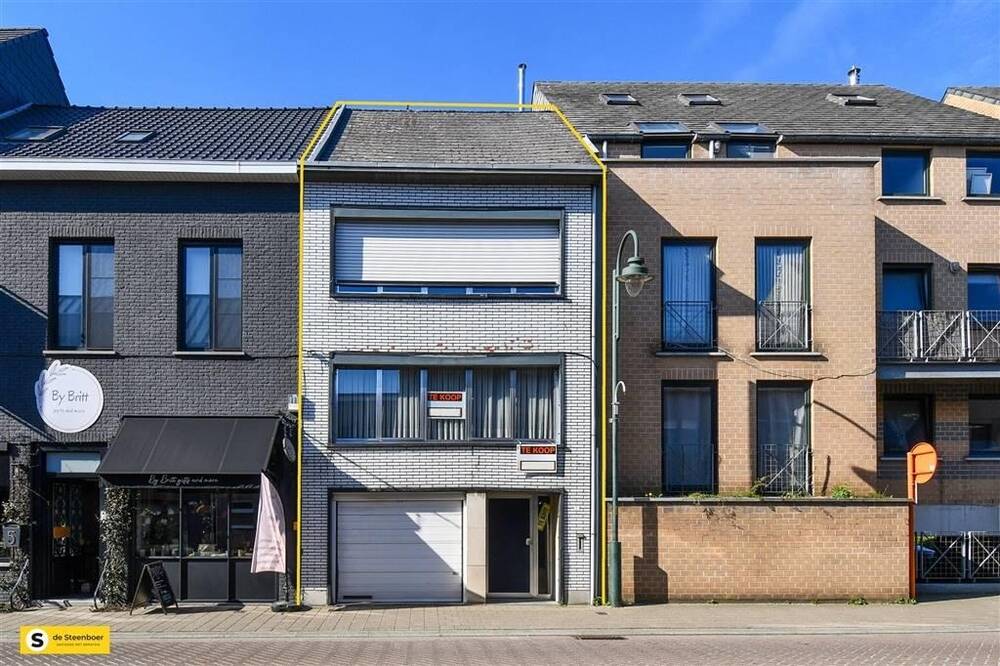 Huis te  koop in Herenthout 2270 225000.00€ 3 slaapkamers 184.00m² - Zoekertje 427549