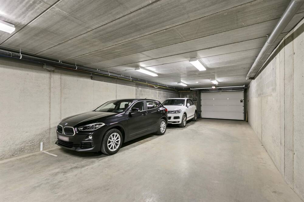 Parking & garage te  huur in Heist-op-den-Berg 2220 90.00€  slaapkamers m² - Zoekertje 428847