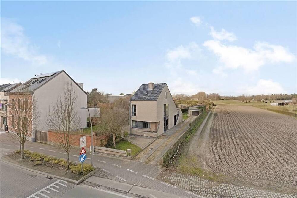 Huis te koop in Puurs 2870 439000.00€ 3 slaapkamers 154.00m² - Zoekertje 429854