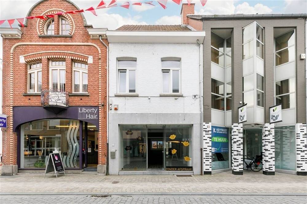 Handelszaak te koop in Herentals 2200 299000.00€ 1 slaapkamers 200.00m² - Zoekertje 430742