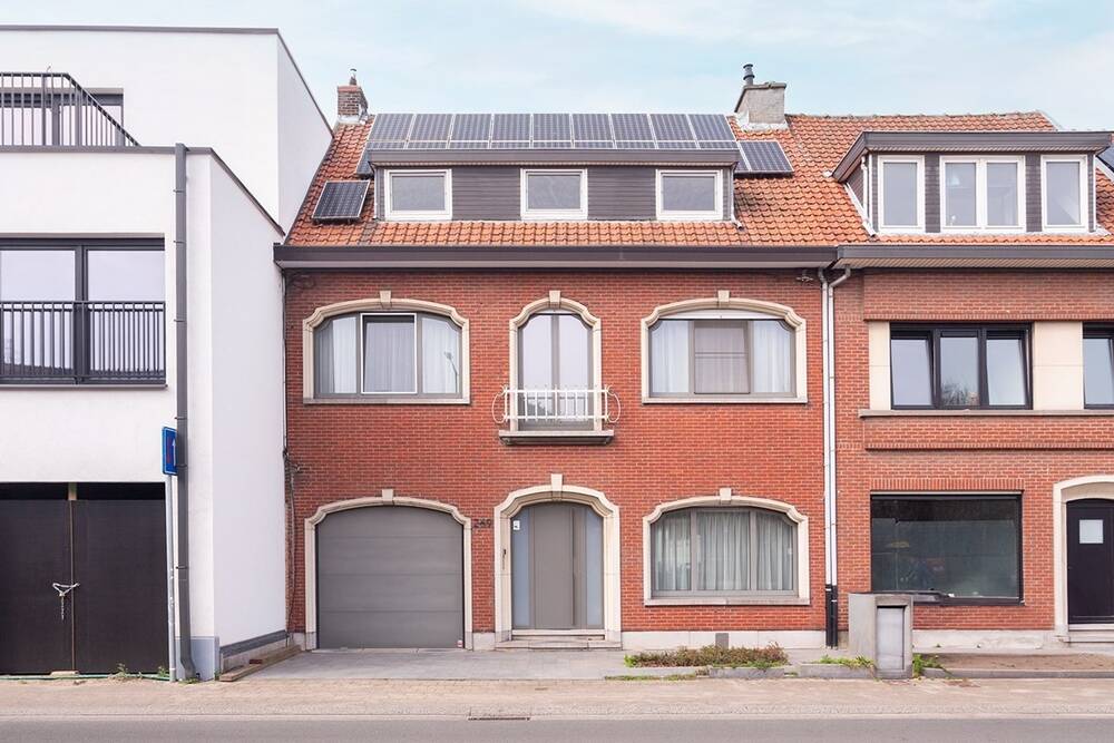 Huis te koop in Burcht 2070 525000.00€ 6 slaapkamers 256.00m² - Zoekertje 435740