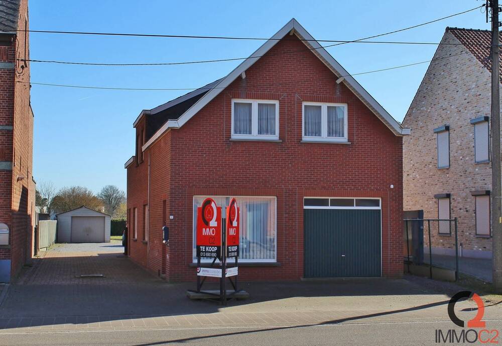 Huis te koop in Laakdal 2430 249000.00€ 4 slaapkamers 209.00m² - Zoekertje 435965