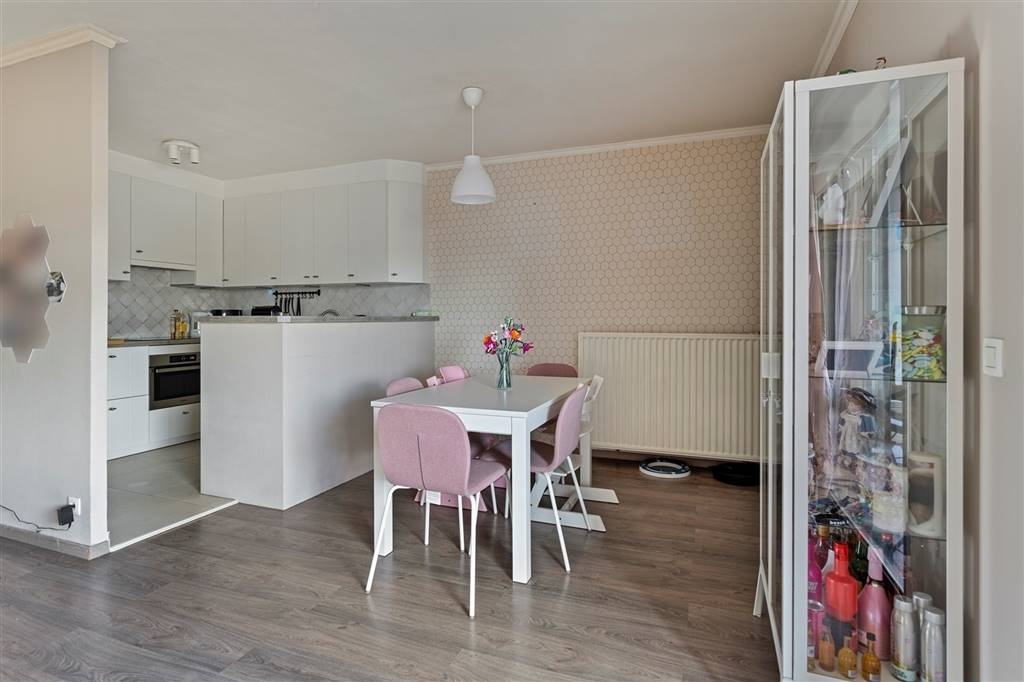 Appartement te  koop in Aartselaar 2630 225000.00€ 2 slaapkamers 80.00m² - Zoekertje 436752
