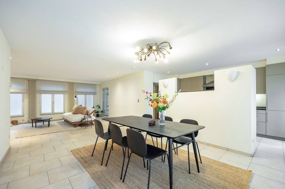 Huis te koop in Antwerpen 2000 649900.00€ 3 slaapkamers 296.00m² - Zoekertje 438548