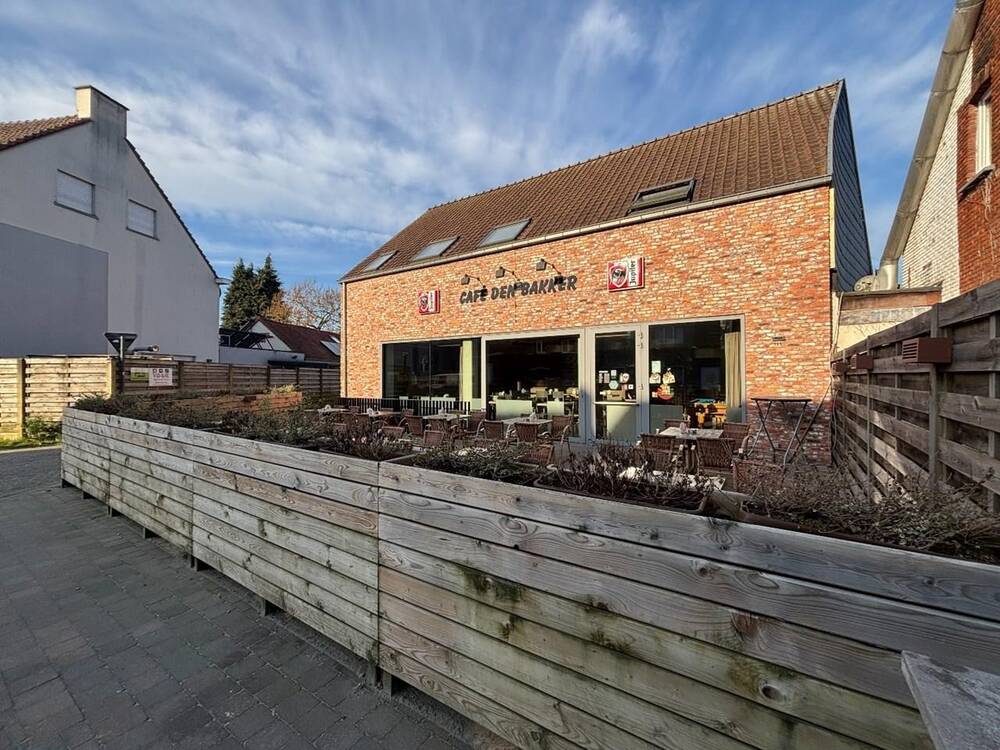 Handelszaak te koop in Mol 2400 745000.00€ slaapkamers m² - Zoekertje 438740