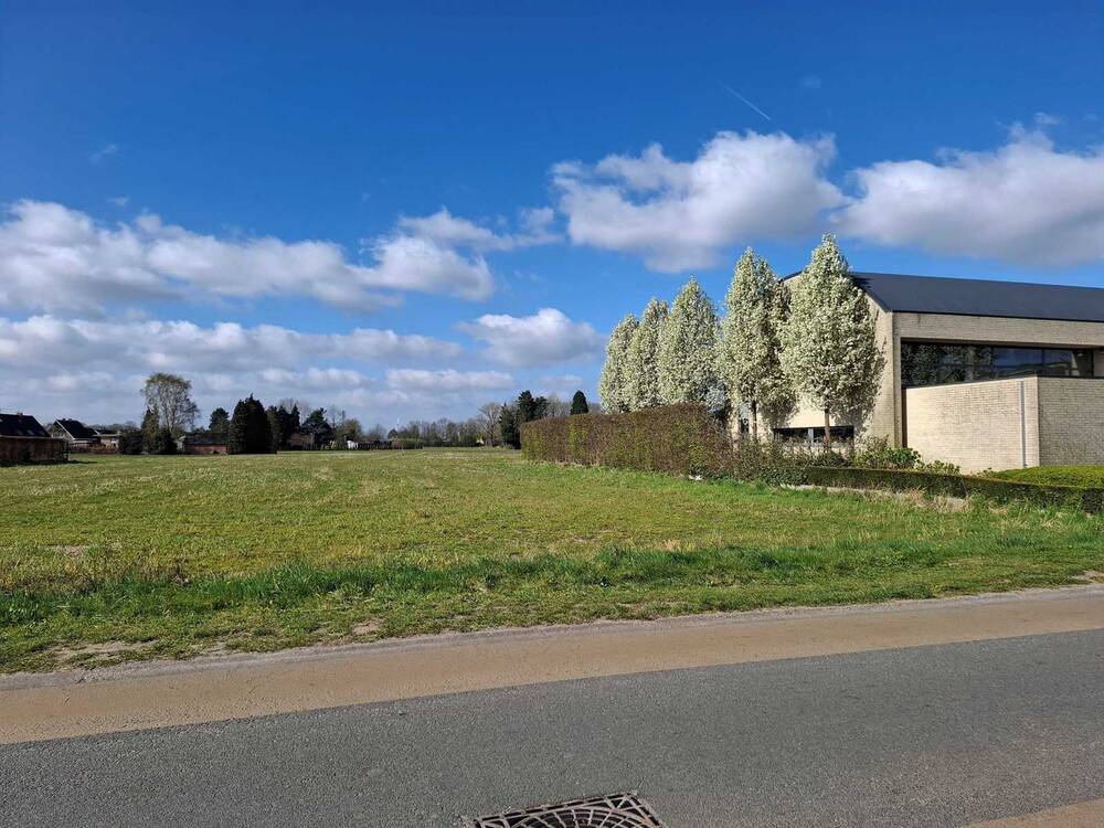 Grond te koop in Geel 2440 399000.00€ slaapkamers m² - Zoekertje 439321