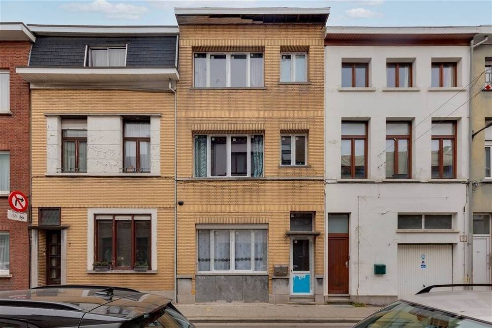 Huis te koop in Borgerhout 2140 325000.00€ 3 slaapkamers 150.00m² - Zoekertje 439463