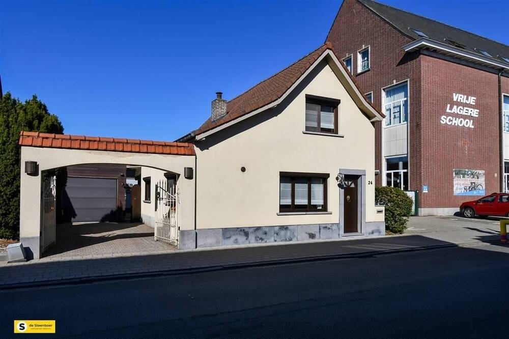 Huis te koop in Herenthout 2270 329000.00€ 2 slaapkamers 145.00m² - Zoekertje 438835