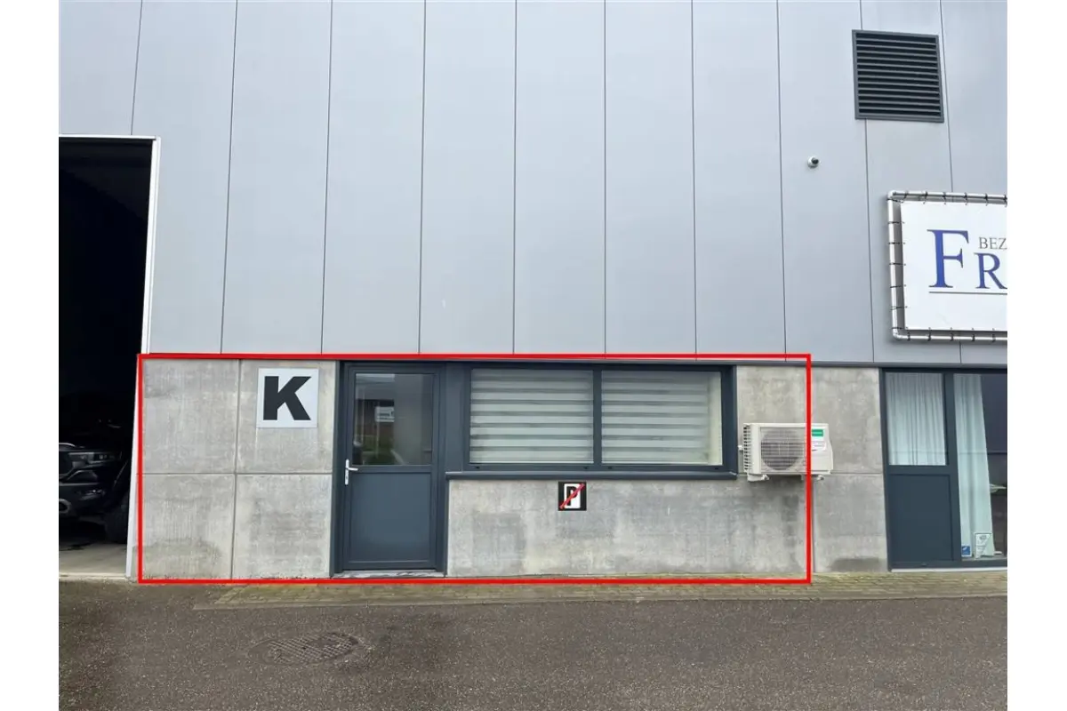 Handelszaak te  huur in Westerlo 2260 400.00€  slaapkamers 25.00m² - Zoekertje 439346