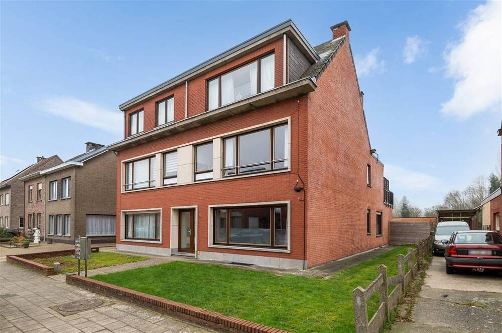 Huis te koop in Wommelgem 2160 1375000.00€ 10 slaapkamers 415.00m² - Zoekertje 440356