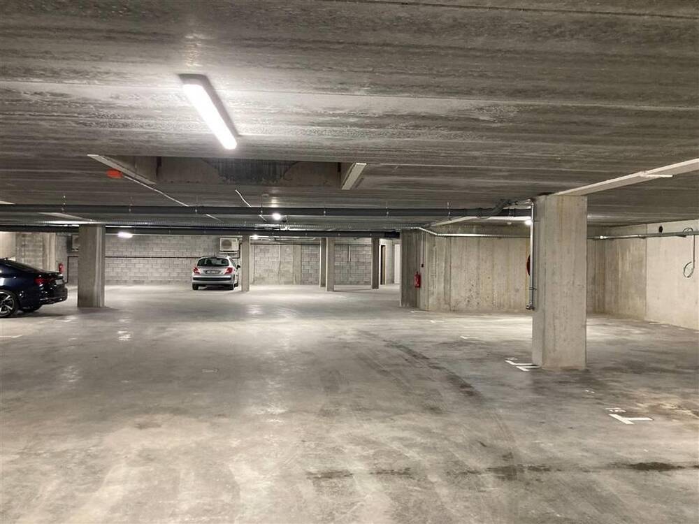 Parking & garage te koop in Heist-op-den-Berg 2220 23500.00€ slaapkamers m² - Zoekertje 440819