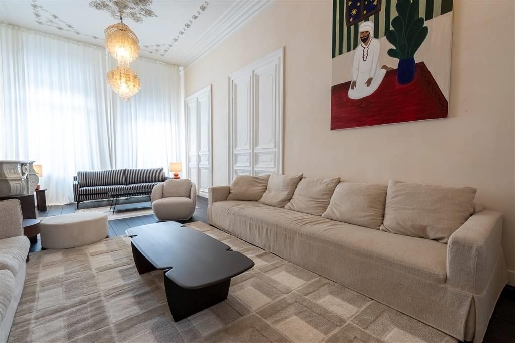 Huis te koop in Antwerpen 2060 750000.00€ 15 slaapkamers 441.00m² - Zoekertje 440384