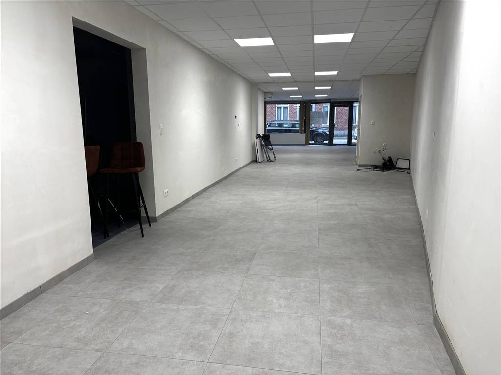 Handelszaak te huur in Arendonk 2370 800.00€ slaapkamers m² - Zoekertje 441583
