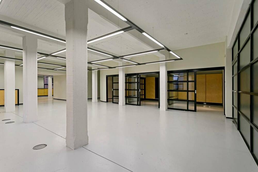 Handelszaak te huur in Antwerpen 2000 3701.00€ slaapkamers m² - Zoekertje 444275