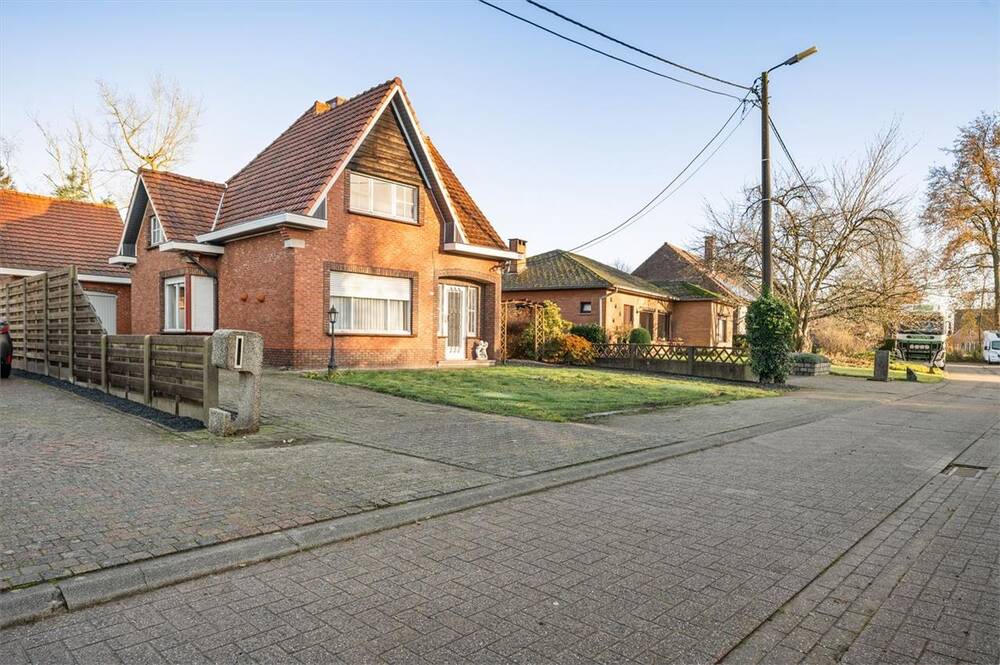 Huis te koop in Olen 2250 275000.00€ 3 slaapkamers 156.00m² - Zoekertje 445387