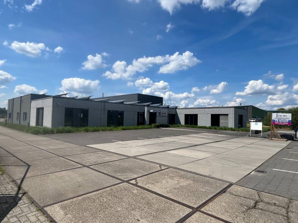 Handelszaak te  koop in Laakdal 2430 1485000.00€  slaapkamers 1397.00m² - Zoekertje 445347