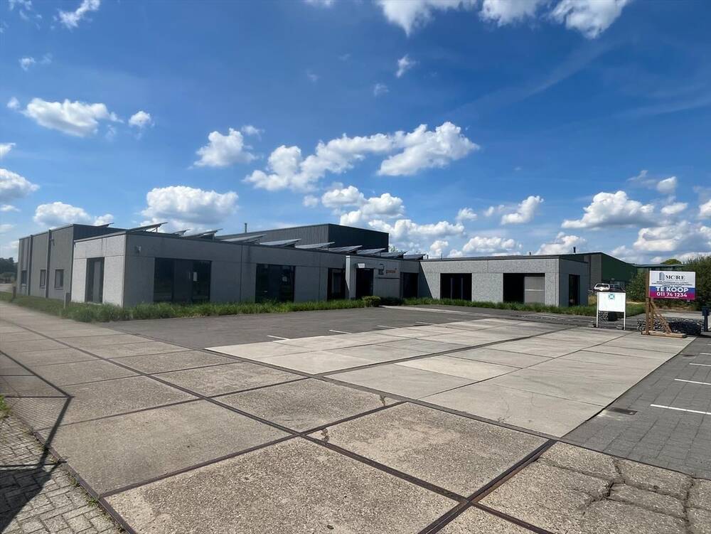 Handelszaak te  koop in Laakdal 2430 1485000.00€  slaapkamers 1397.00m² - Zoekertje 445347