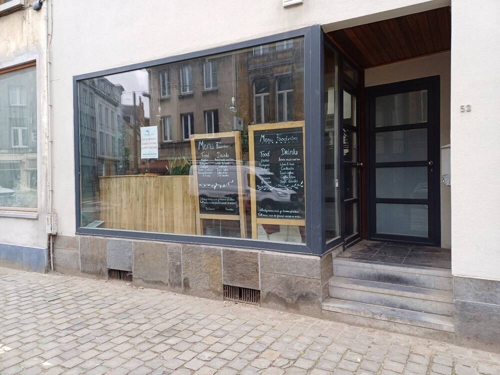 Handelszaak te huur in Antwerpen 2000 950.00€ slaapkamers m² - Zoekertje 446229