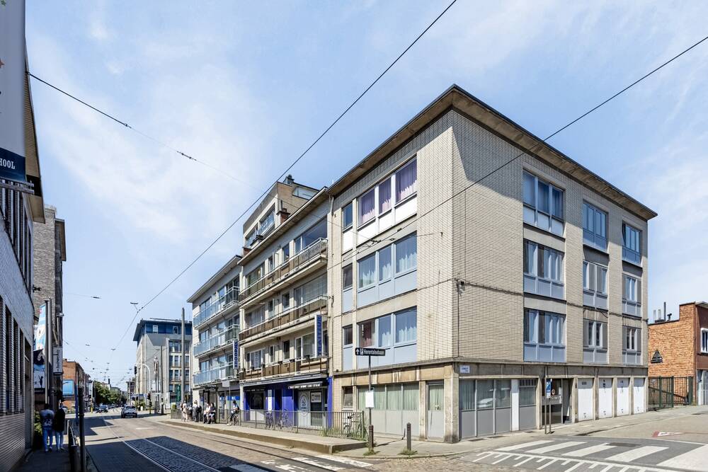 Handelszaak te koop in Deurne 2100 289000.00€ slaapkamers 220.00m² - Zoekertje 445741