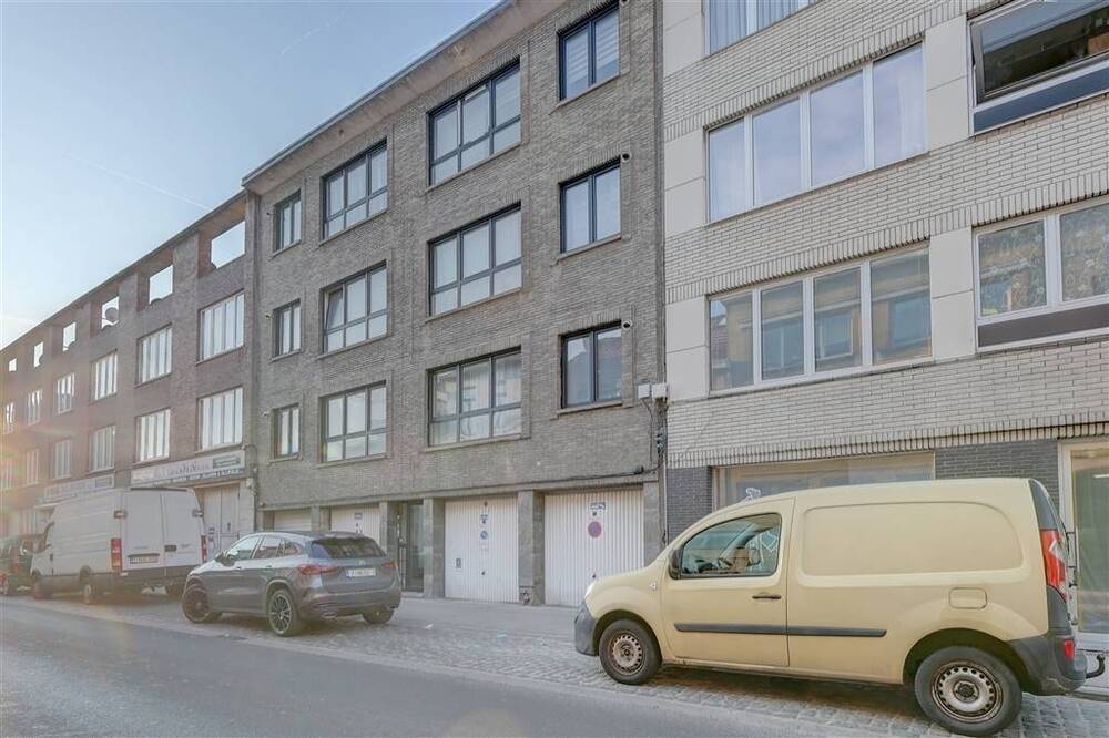 Handelszaak te  huur in Borgerhout 2140 1500.00€  slaapkamers 354.00m² - Zoekertje 448193