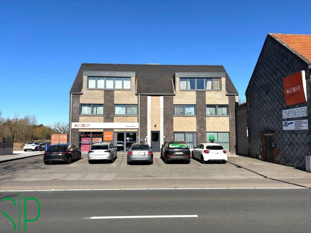 Handelszaak te  huur in Geel 2440 1350.00€  slaapkamers 120.00m² - Zoekertje 452062