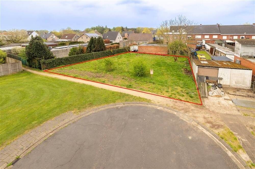 Grond te  koop in Gierle 2275 195000.00€  slaapkamers m² - Zoekertje 452376