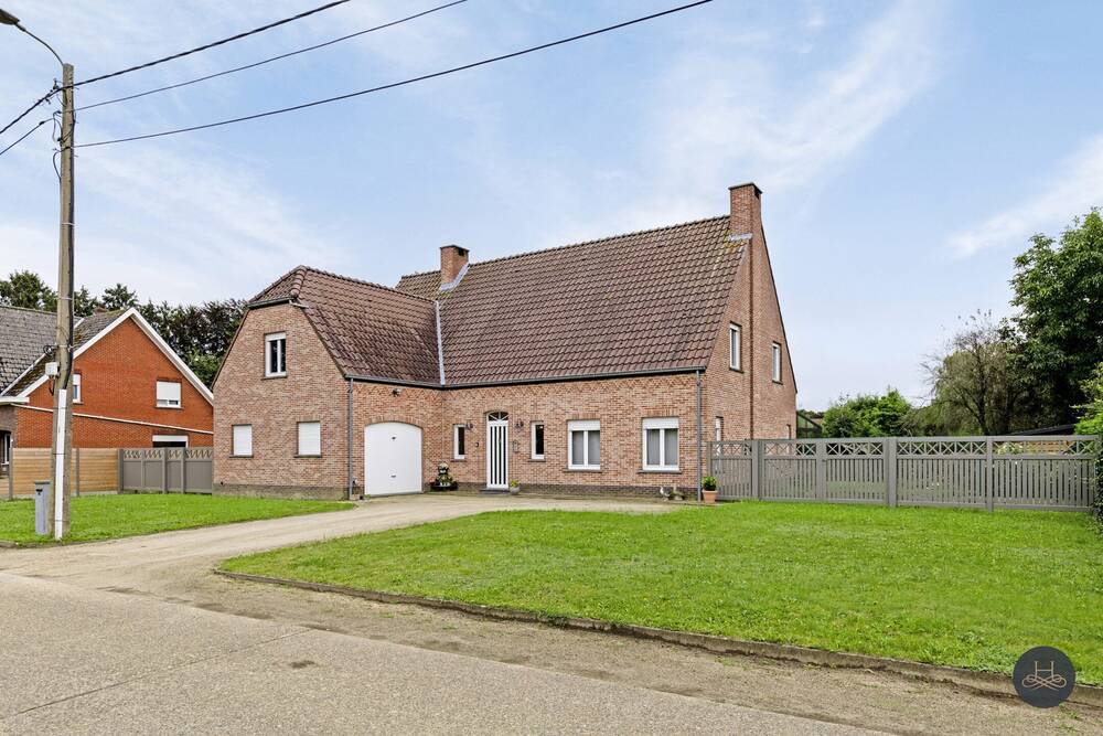 Huis te koop in Hulshout 2235 565000.00€ 5 slaapkamers 347.00m² - Zoekertje 453132