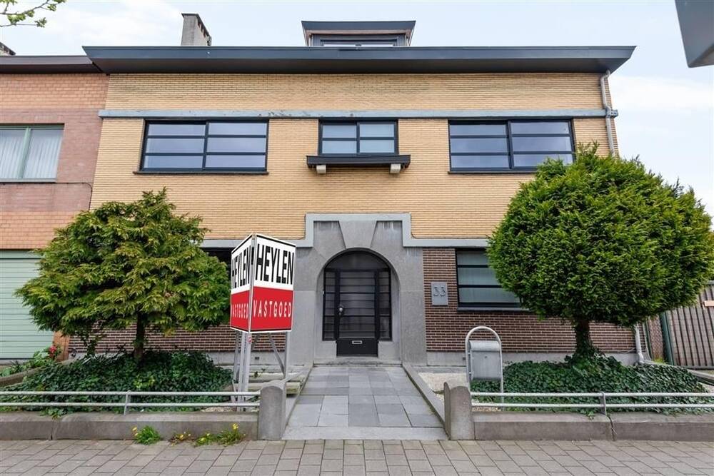 Huis te koop in Hemiksem 2620 550000.00€ 6 slaapkamers 342.00m² - Zoekertje 454492
