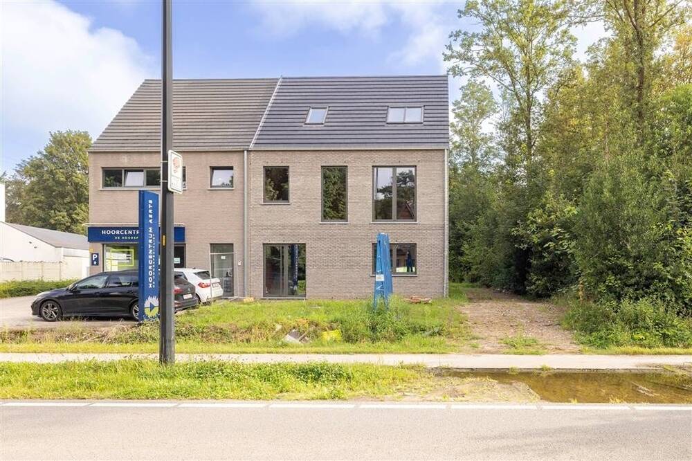Huis te koop in Herentals 2200 340000.00€ 5 slaapkamers 312.00m² - Zoekertje 455574