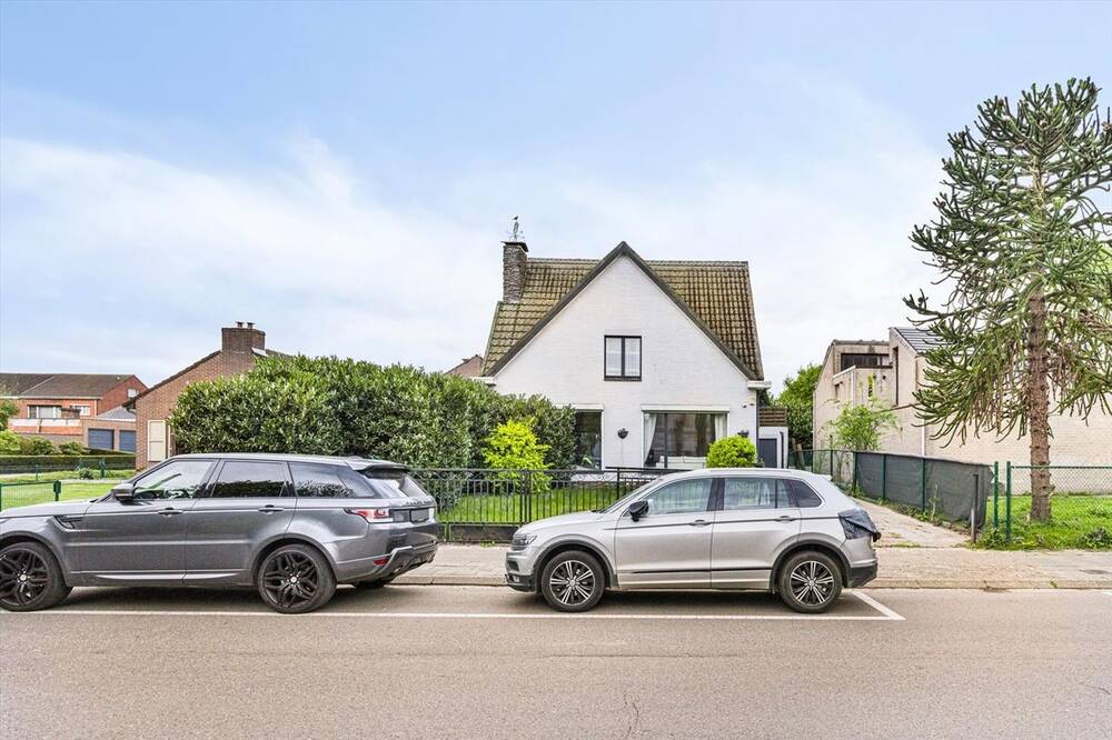 Huis te koop in Burcht 2070 515000.00€ 3 slaapkamers 272.00m² - Zoekertje 457986